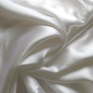 NEW The Golden Arch 100% Silk 22 Momme Pillowcase Ivory, Size Q